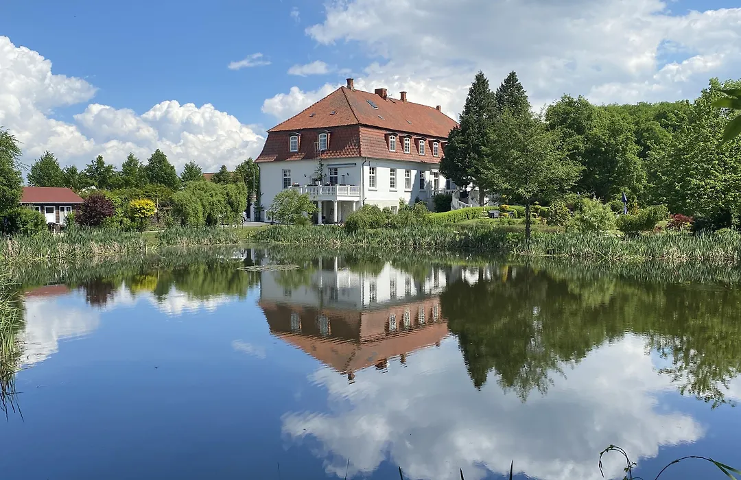Jagdschloss lalendorf-1